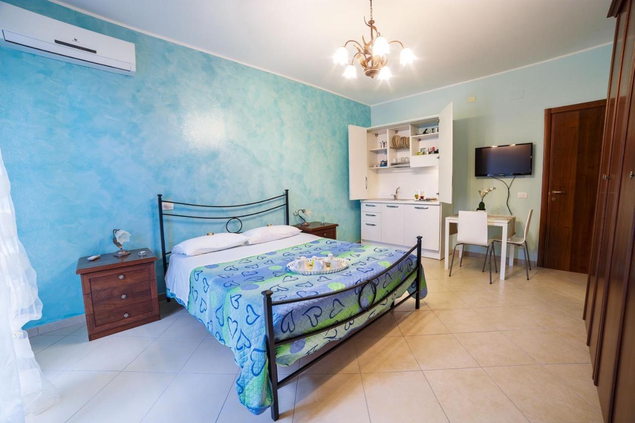 Sicily In Love 2 - Rooms & Breakfast Таормина Экстерьер фото
