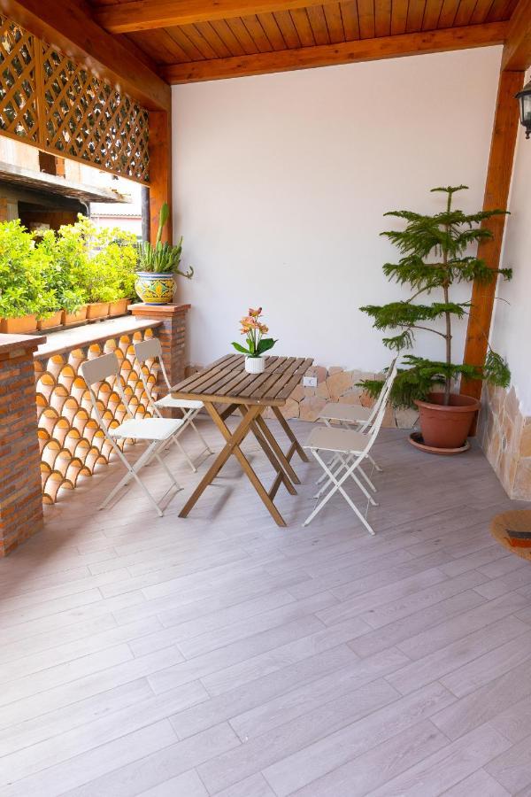 Sicily In Love 2 - Rooms & Breakfast Таормина Экстерьер фото