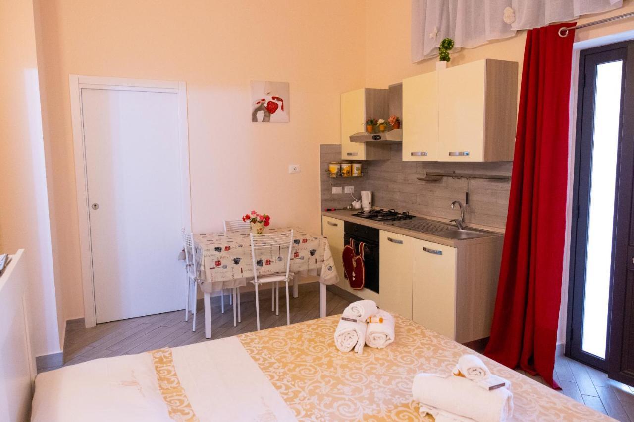 Sicily In Love 2 - Rooms & Breakfast Таормина Экстерьер фото