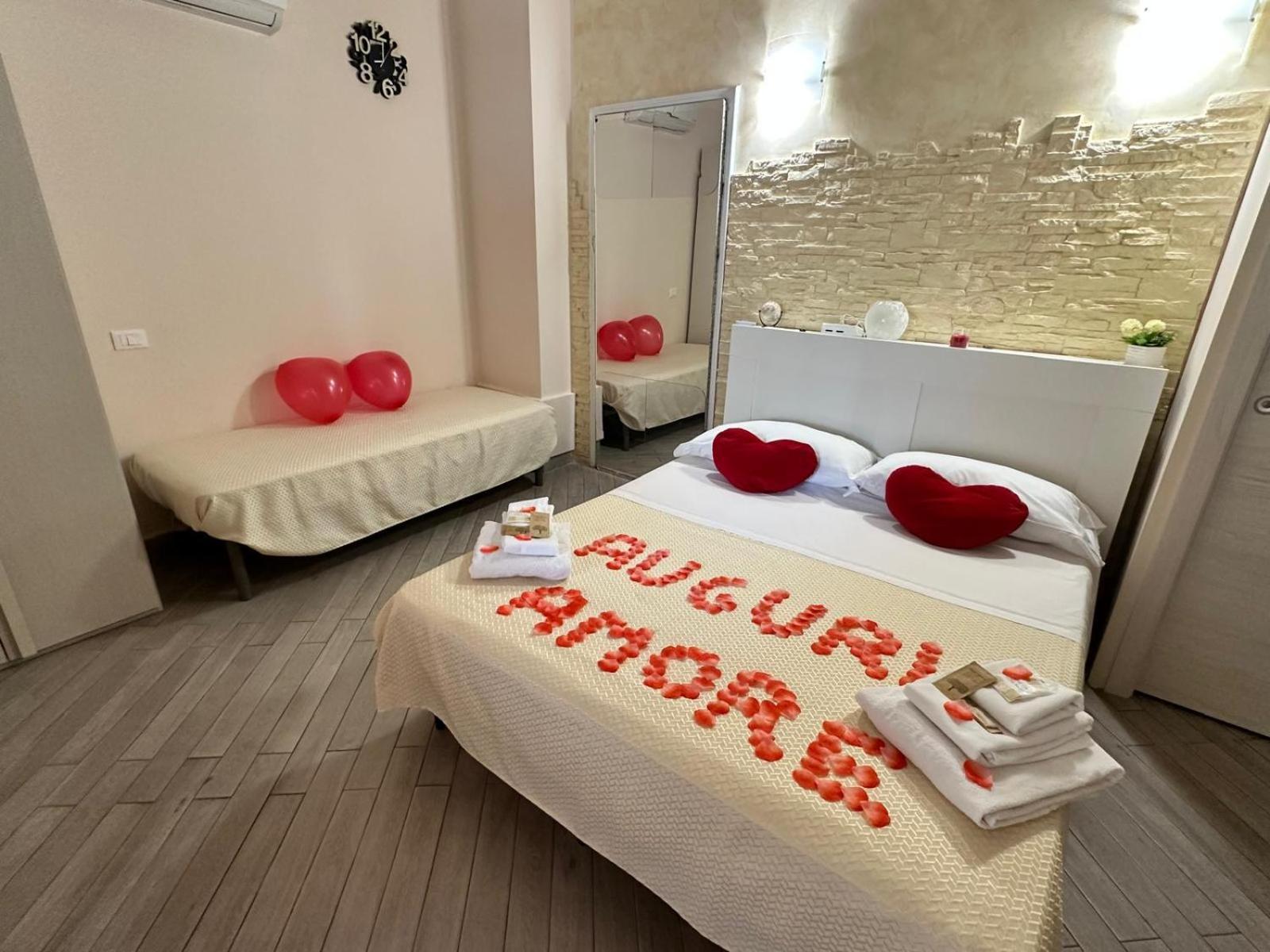 Sicily In Love 2 - Rooms & Breakfast Таормина Экстерьер фото